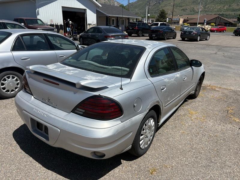 Pontiac Grand Am SE1 sedan 2004