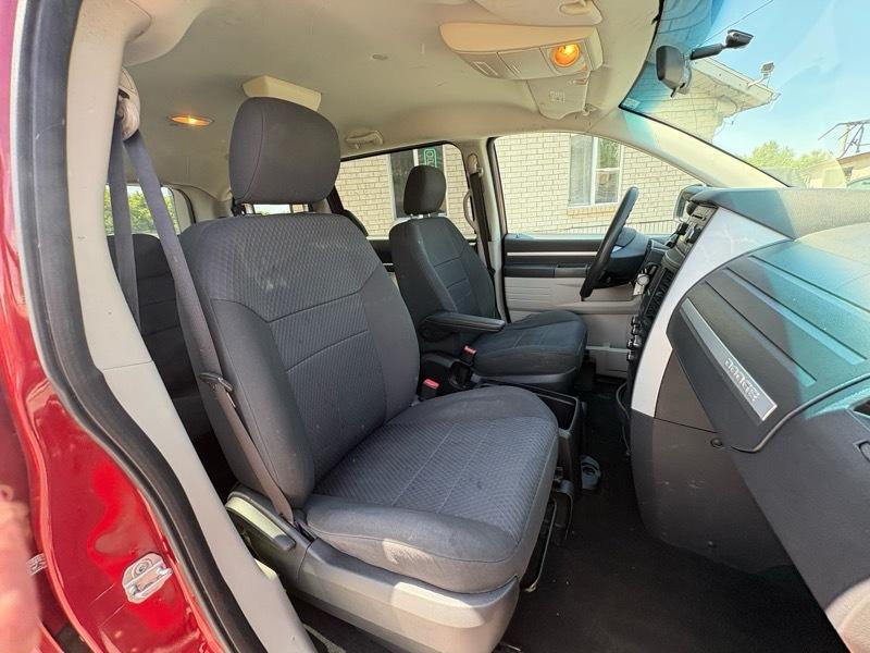 Dodge Grand Caravan SE 2010