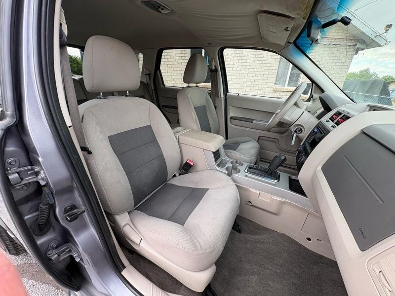 Ford Escape XLT 4WD V6 2008