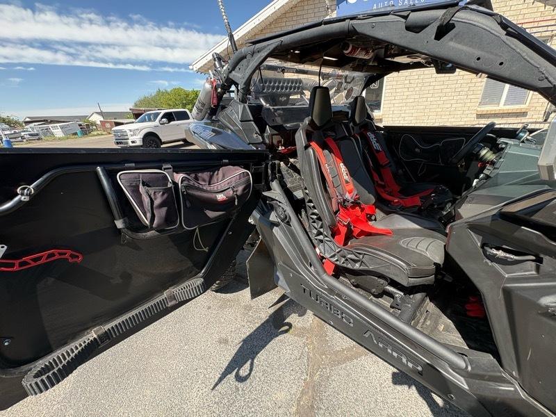 Can-Am Maverick X3 X RS Turbo R  2019