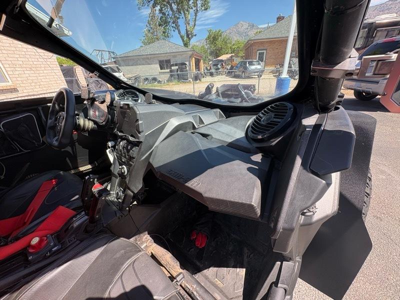 Can-Am Maverick X3 X RS Turbo R  2019