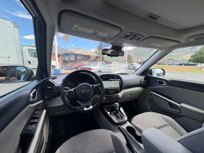 Kia Soul EX 2021