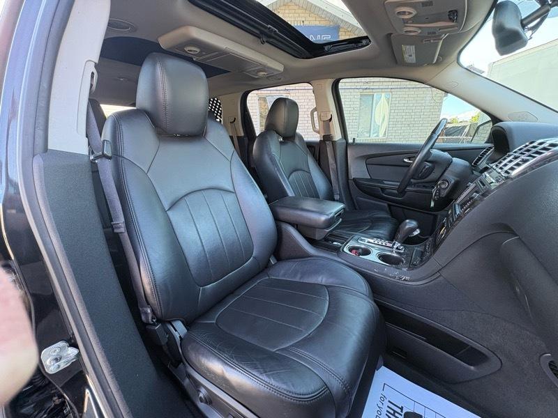 GMC Acadia Denali AWD 2012