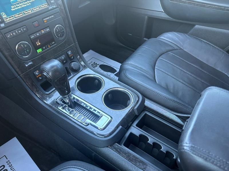 GMC Acadia Denali AWD 2012