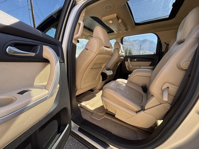 GMC Acadia SLT-2 AWD 2010