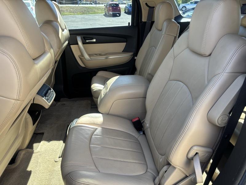 GMC Acadia SLT-2 AWD 2010
