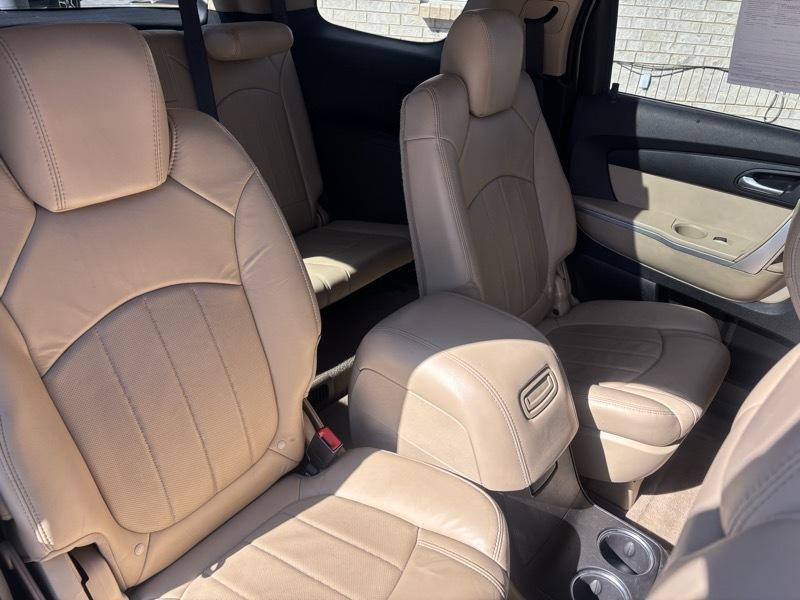 GMC Acadia SLT-2 AWD 2010