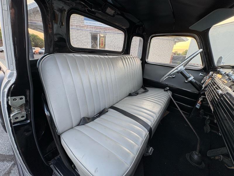 Chevrolet 3/4 Ton Pickups  1948