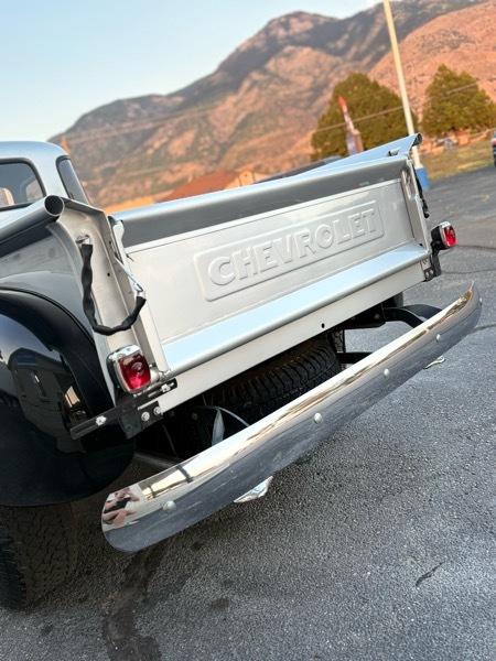 Chevrolet 3/4 Ton Pickups  1948