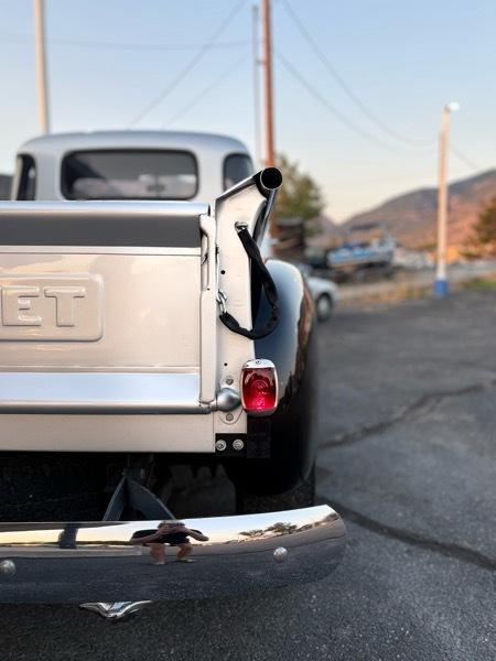 Chevrolet 3/4 Ton Pickups  1948