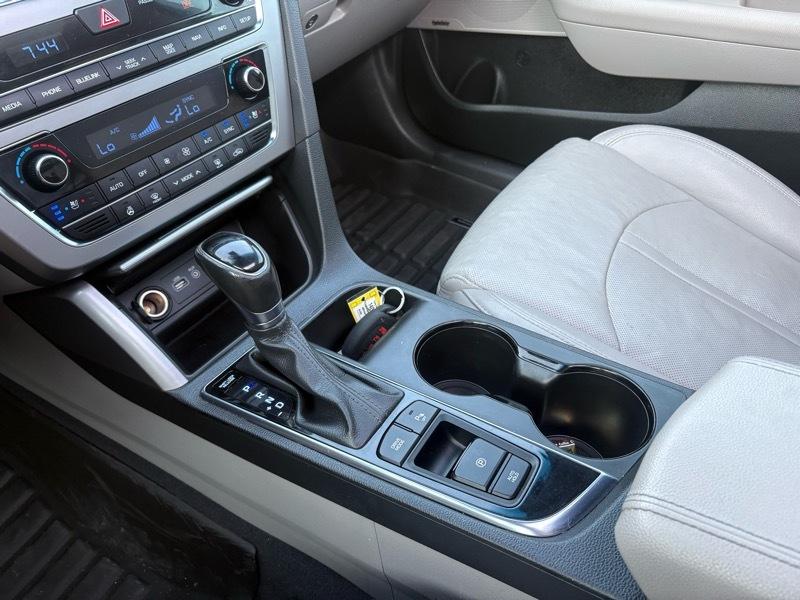 Hyundai Sonata Limited 2015