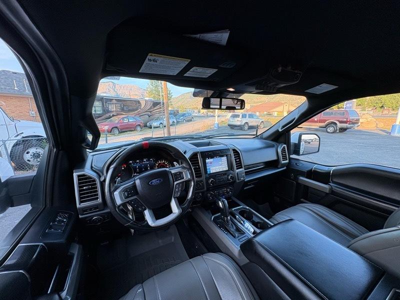 Ford F-150 Raptor SuperCrew 4WD 2017