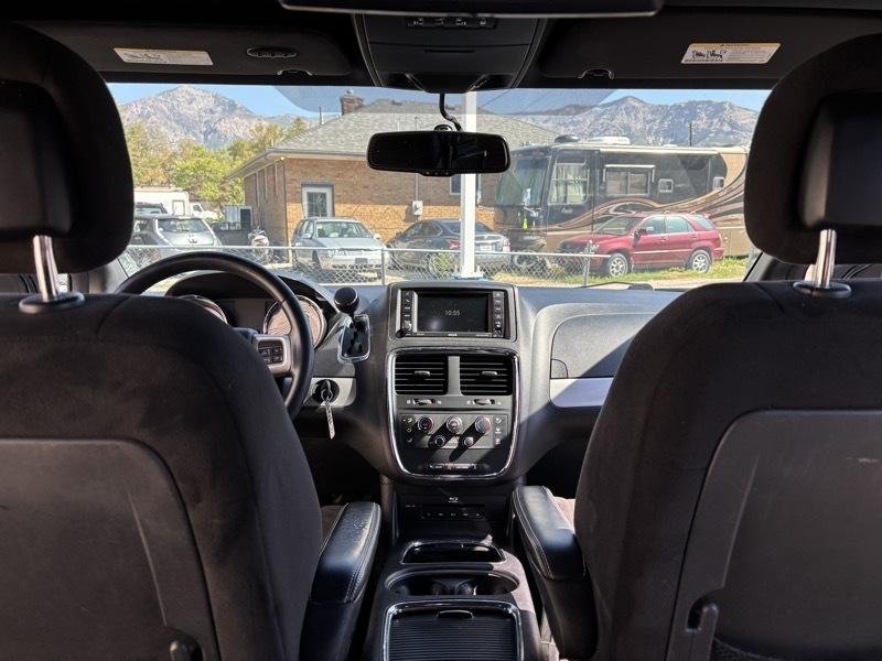 Dodge Grand Caravan SXT 2013