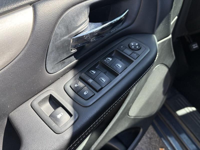 Dodge Grand Caravan SXT 2013