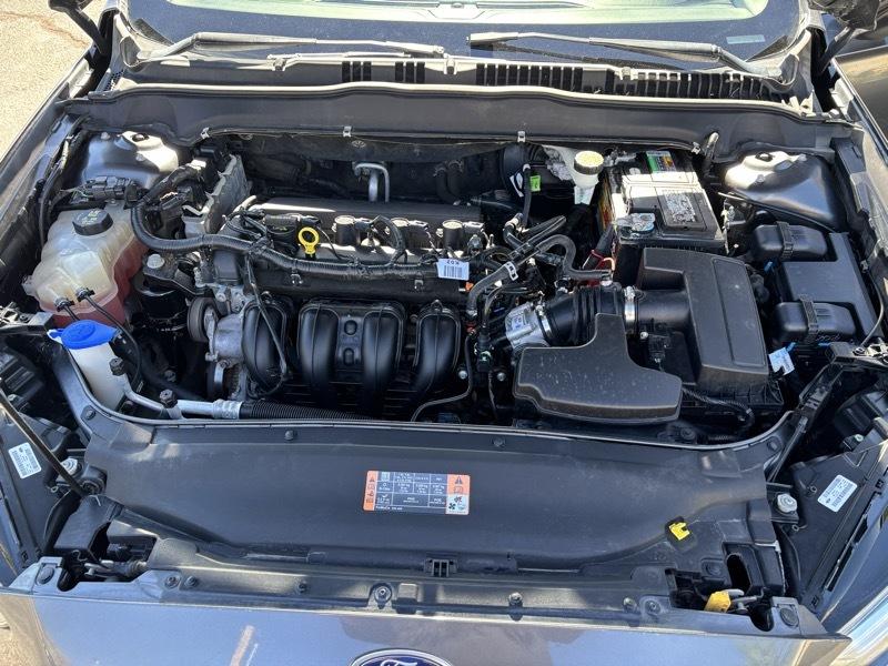 Ford Fusion S 2016