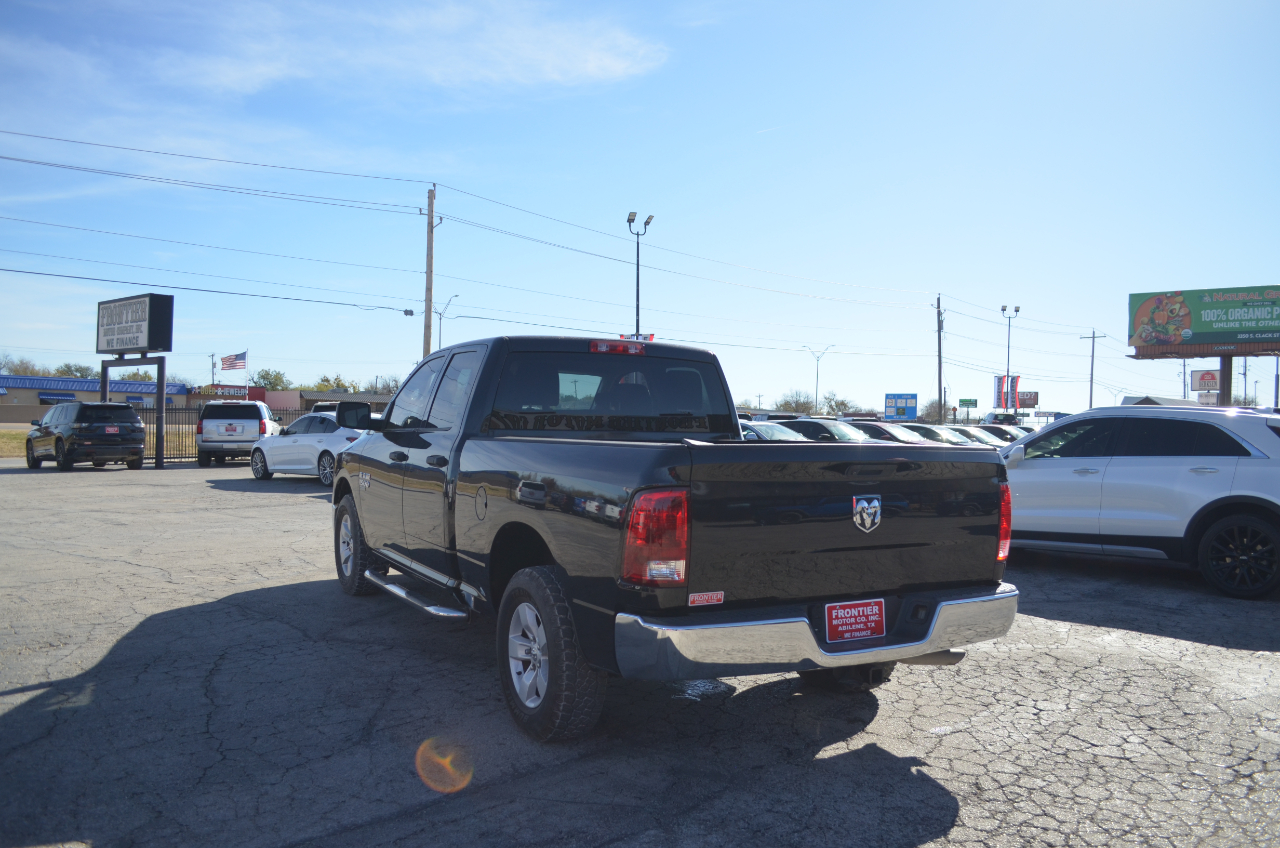 RAM 1500 Classic Tradesman 4x2 Quad Cab 6'4" Box 2019