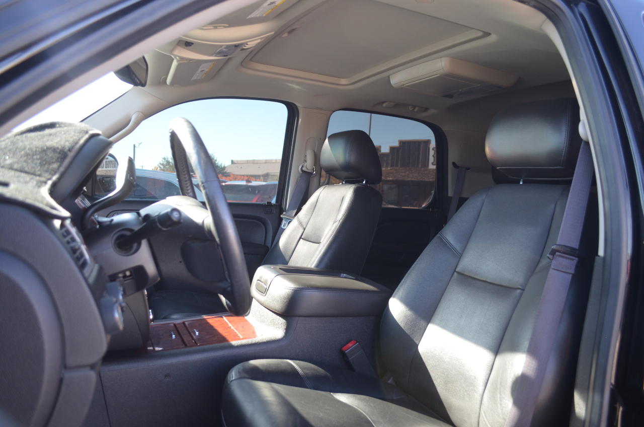 Chevrolet Tahoe 4WD 4dr 1500 LTZ 2013