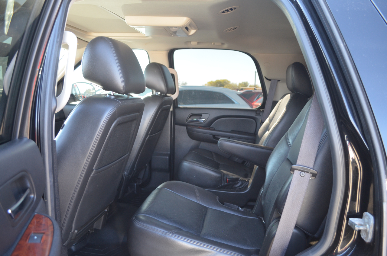 Chevrolet Tahoe 4WD 4dr 1500 LTZ 2013