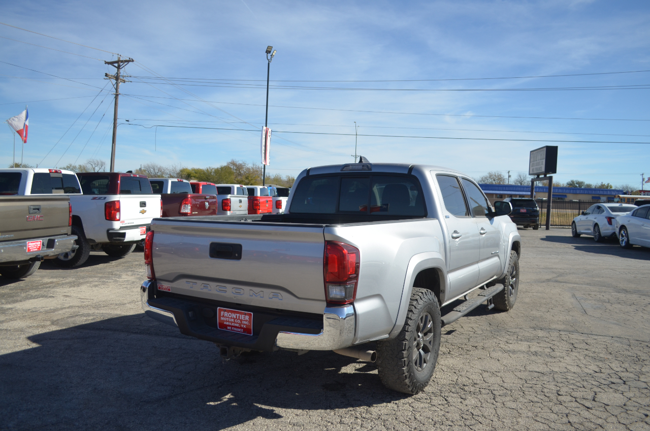 Toyota Tacoma 2WD SR5 Double Cab 5' Bed I4 AT (Natl) 2020