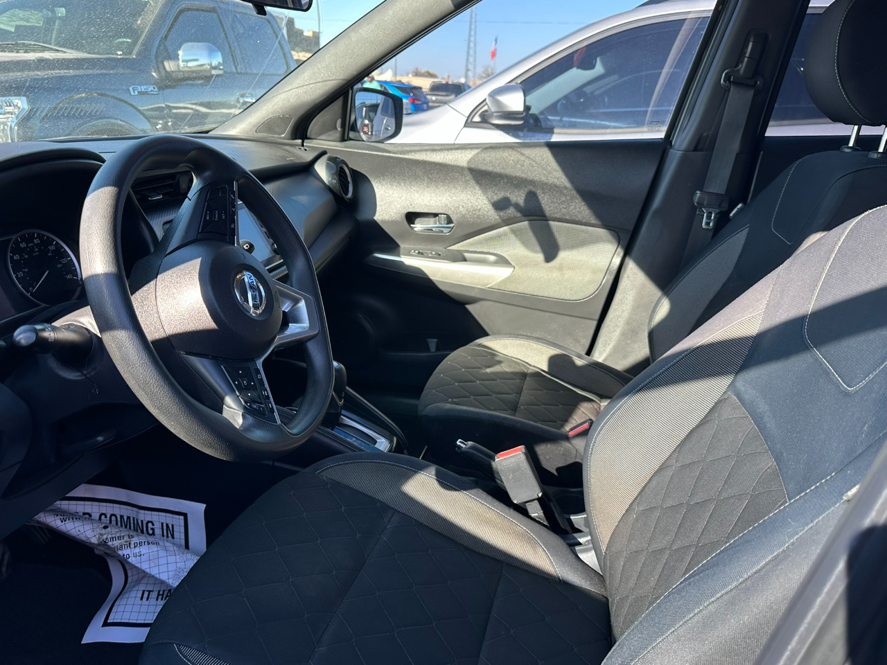 Nissan Kicks SV FWD 2018