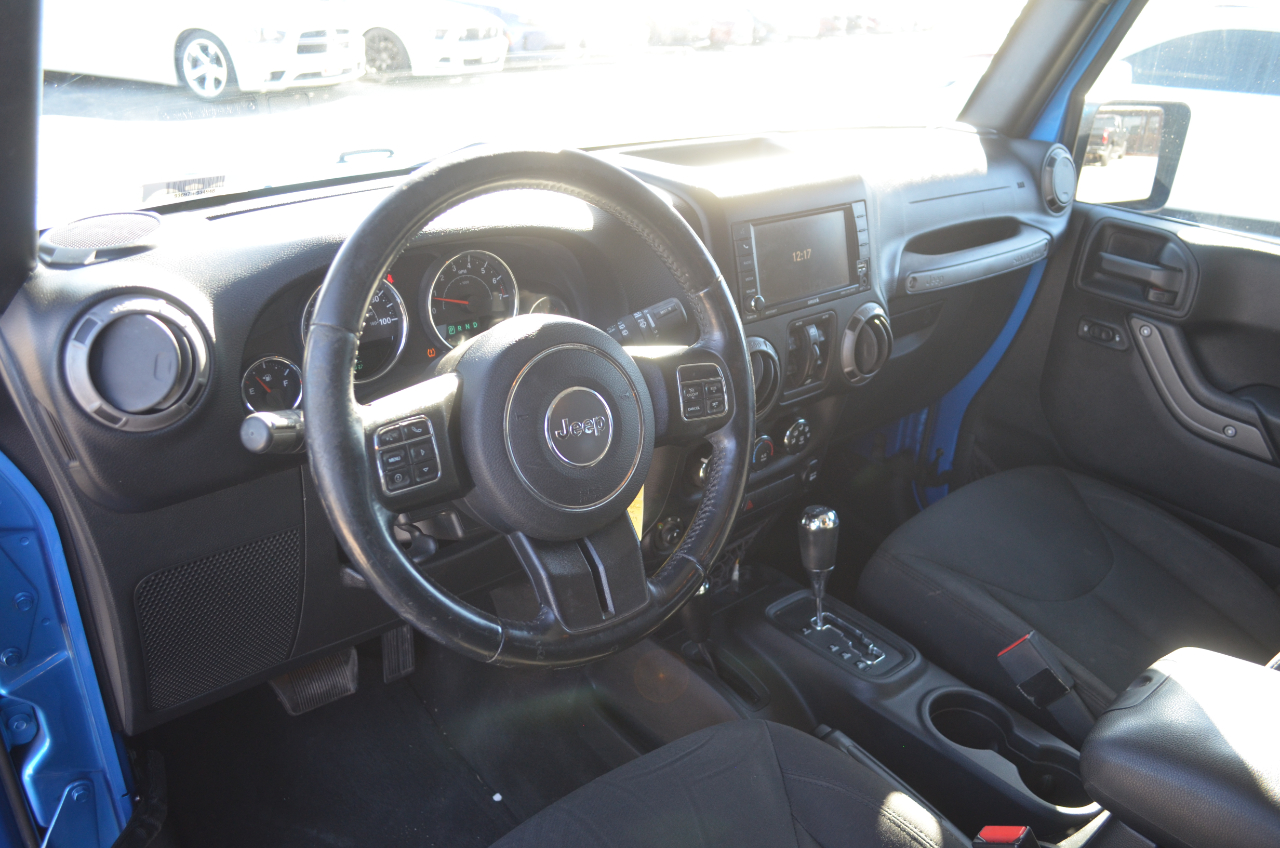 Jeep Wrangler Unlimited 4WD 4dr Sport 2016