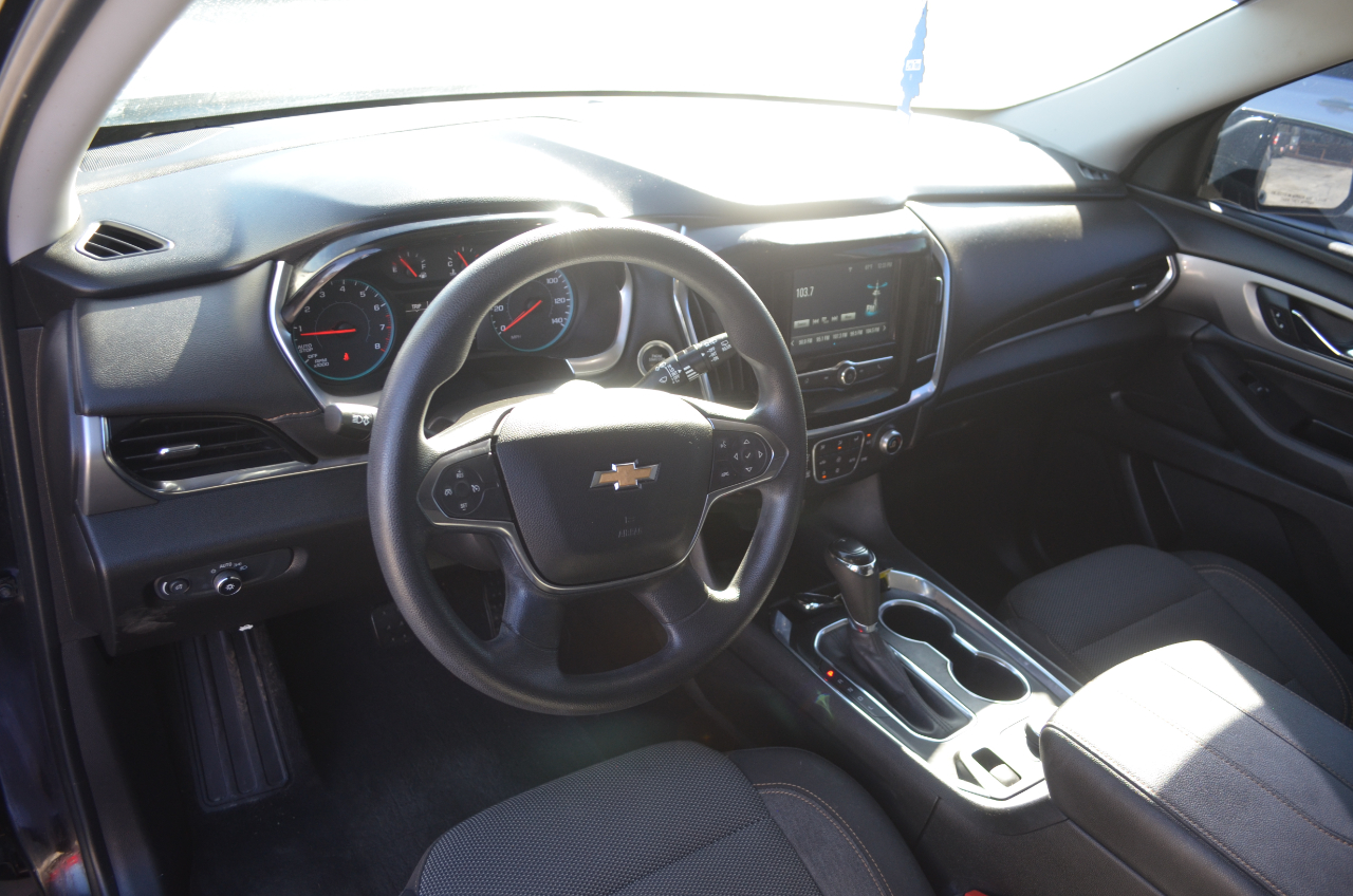 Chevrolet Traverse FWD 4dr LS w/1LS 2019
