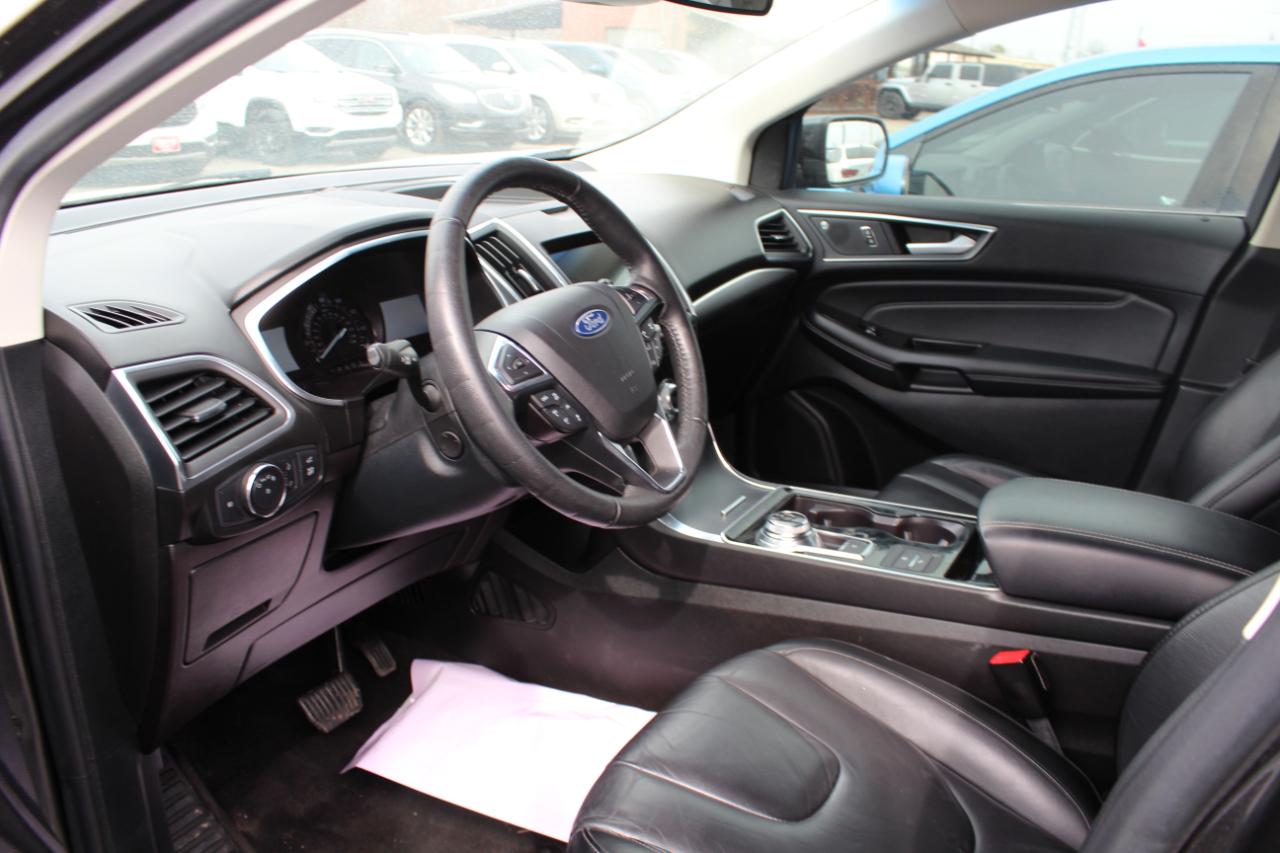 Ford Edge Titanium FWD 2020