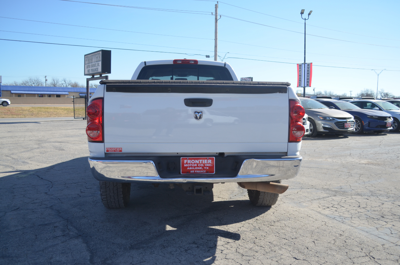 Dodge Ram 2500 2WD Quad Cab 160.5" SLT 2007