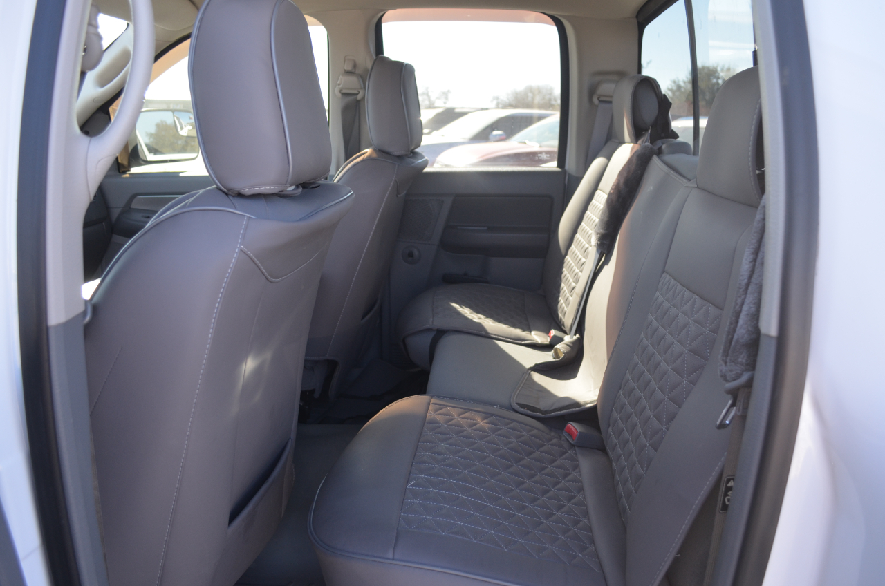 Dodge Ram 2500 2WD Quad Cab 160.5" SLT 2007