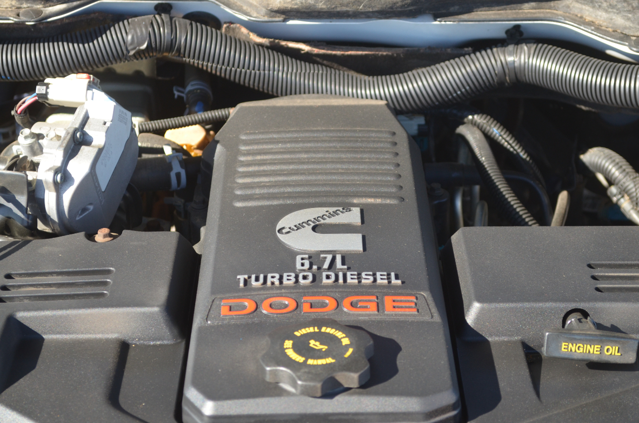 Dodge Ram 2500 2WD Quad Cab 160.5" SLT 2007