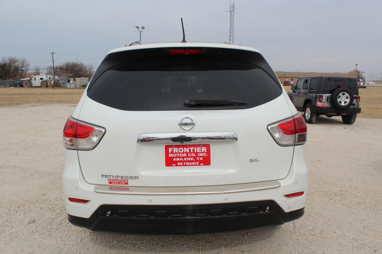 Nissan Pathfinder 2WD 4dr SL 2014