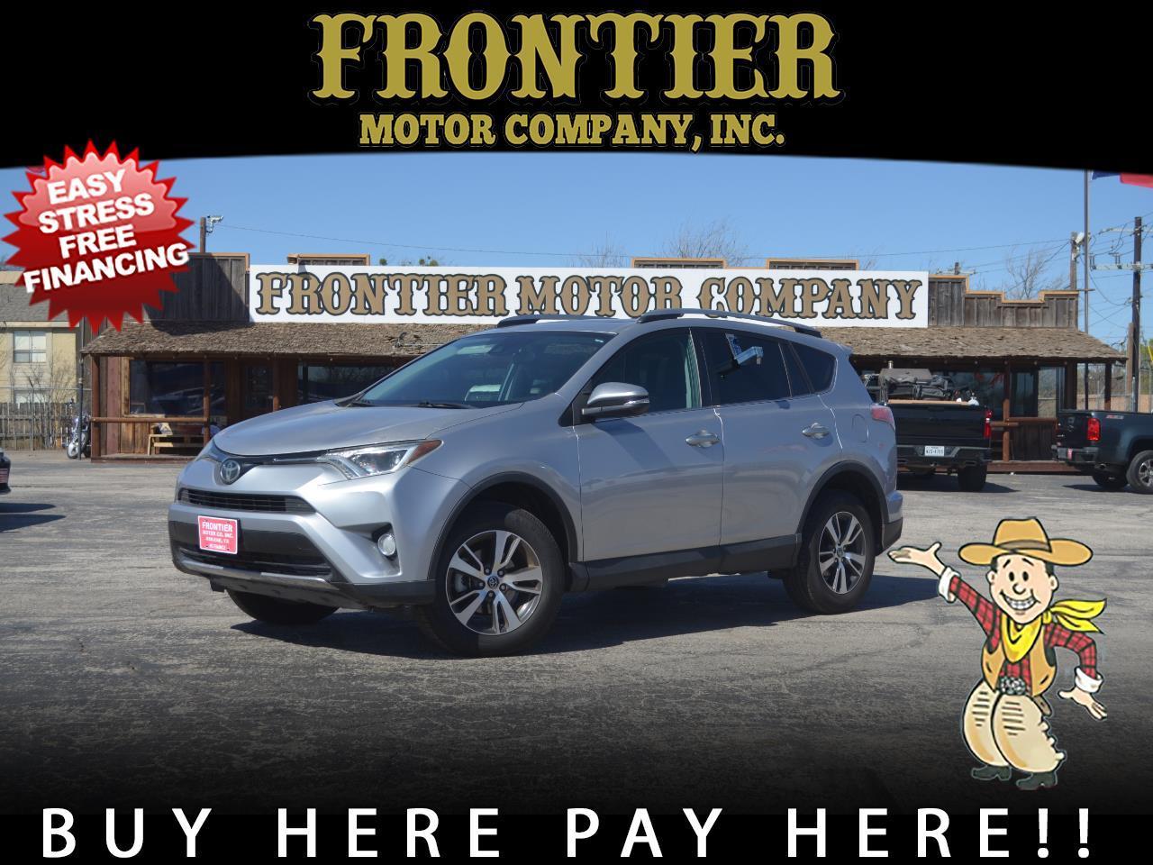 Toyota RAV4 XLE FWD (Natl) 2017