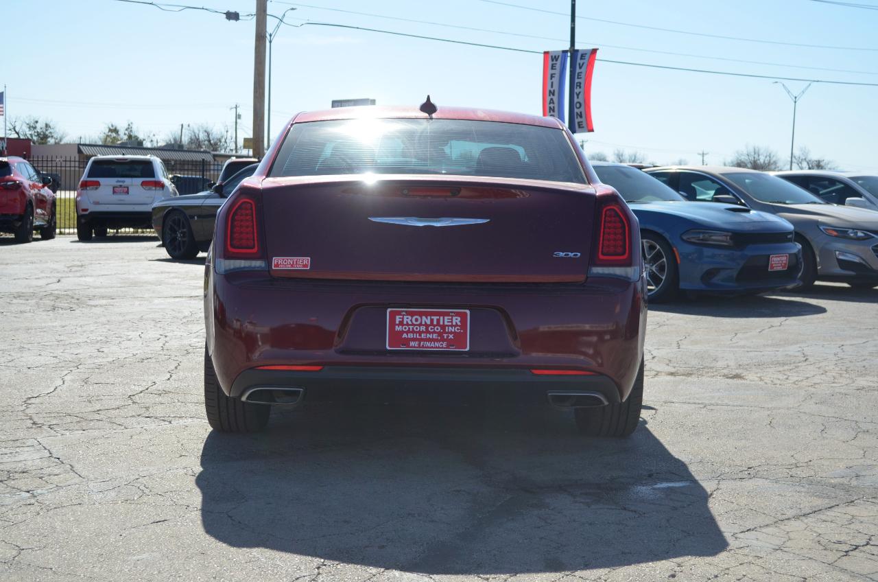 Chrysler 300 Touring RWD 2018