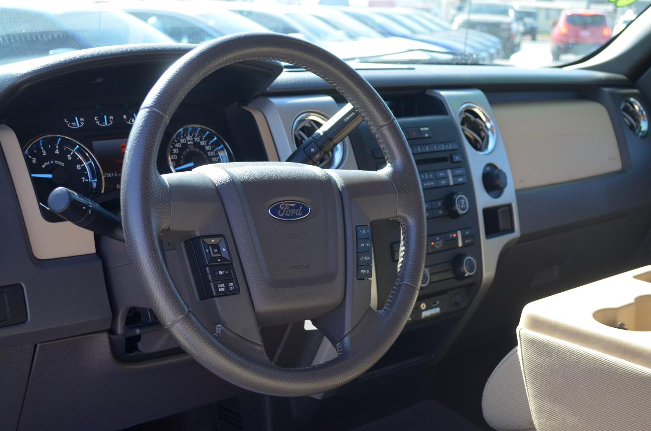 Ford F-150 2WD SuperCrew 145" Platinum 2011