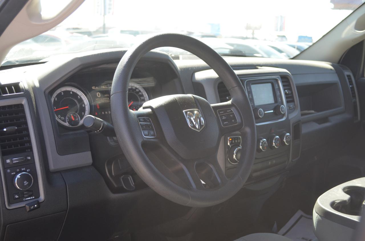 RAM 1500 Classic Tradesman 4x2 Quad Cab 6'4" Box 2019