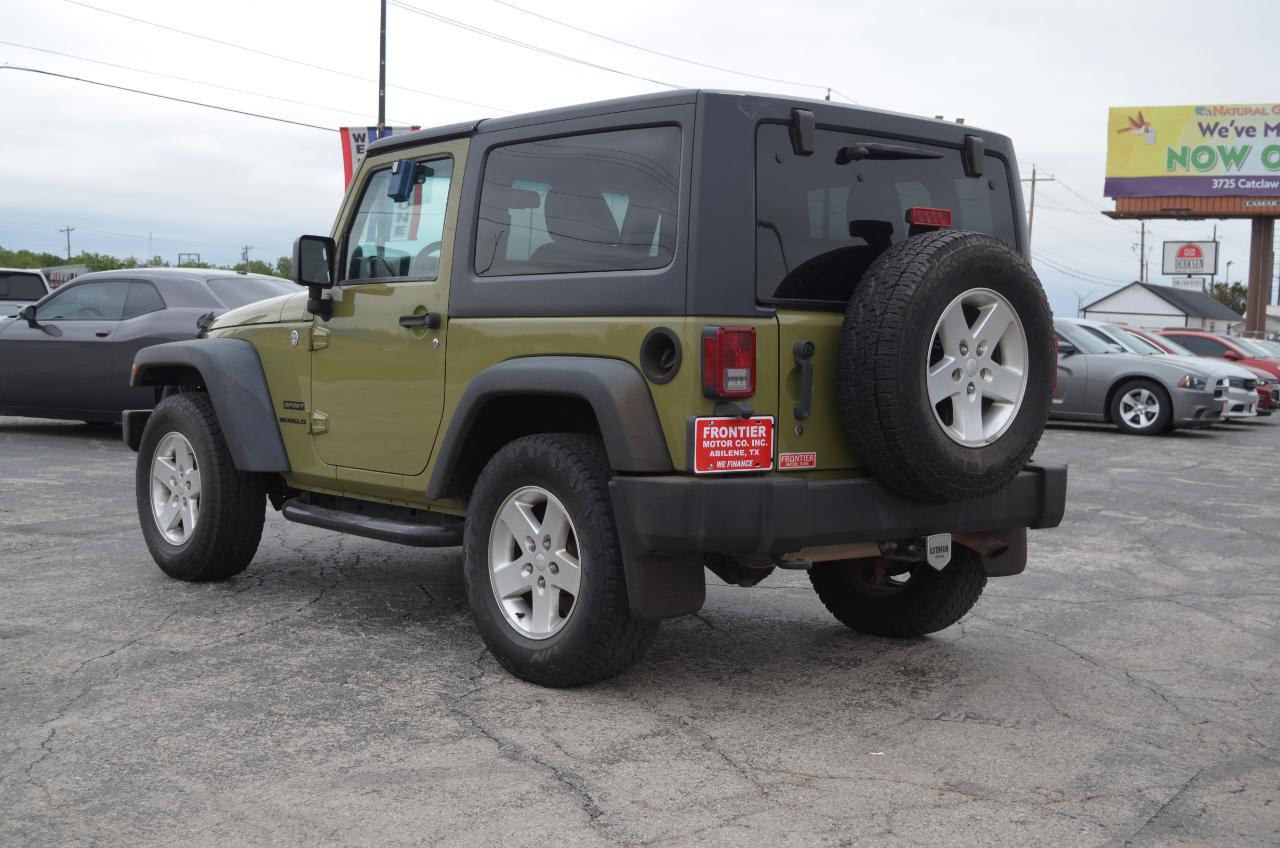 Jeep Wrangler 4WD 2dr Sport 2013