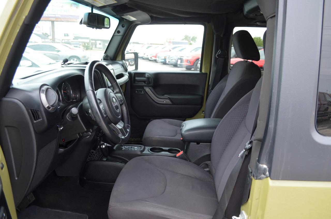 Jeep Wrangler 4WD 2dr Sport 2013