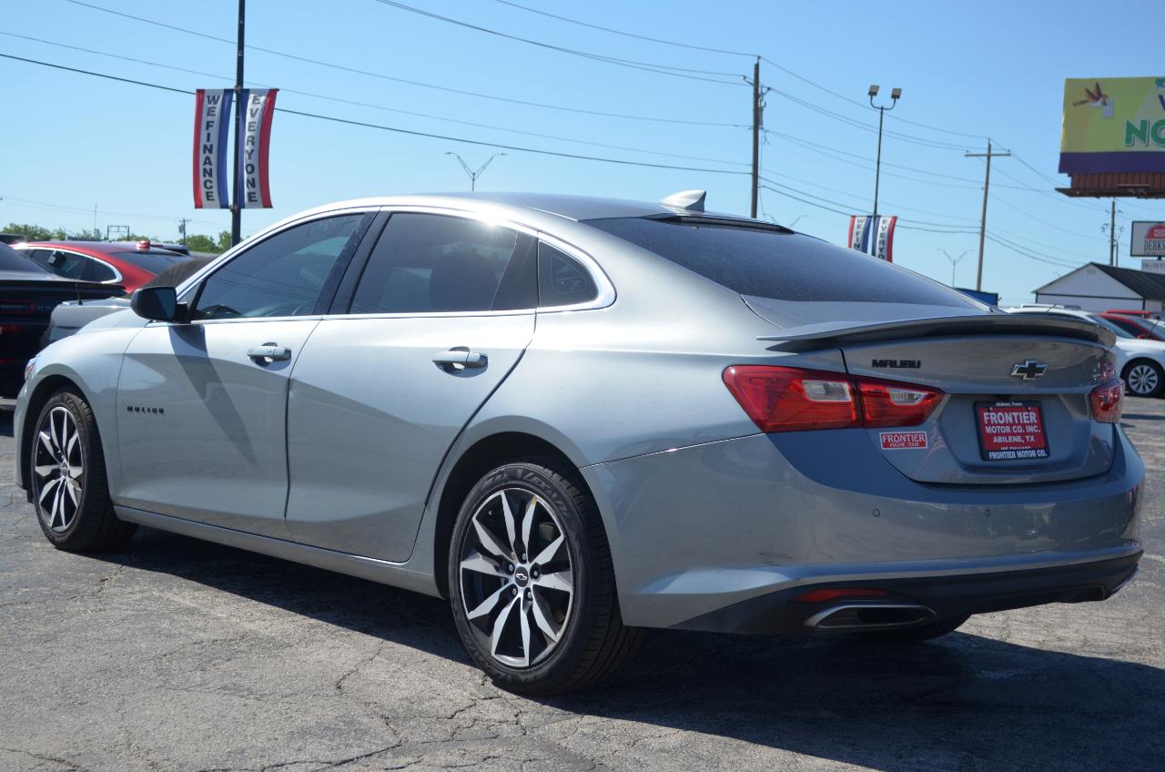Chevrolet Malibu 4dr Sdn RS 2024