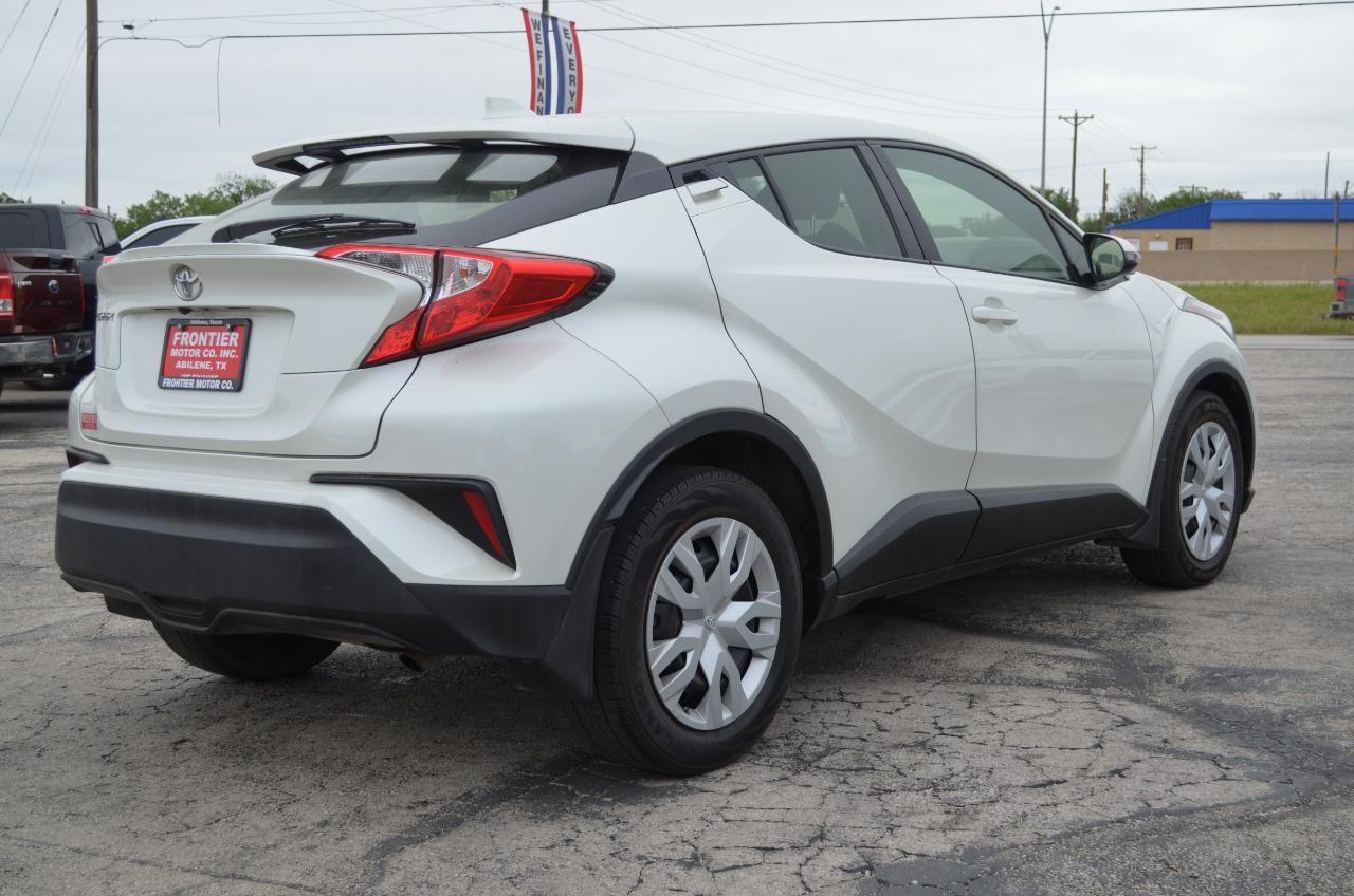 Toyota C-HR Nightshade FWD (Natl) 2021