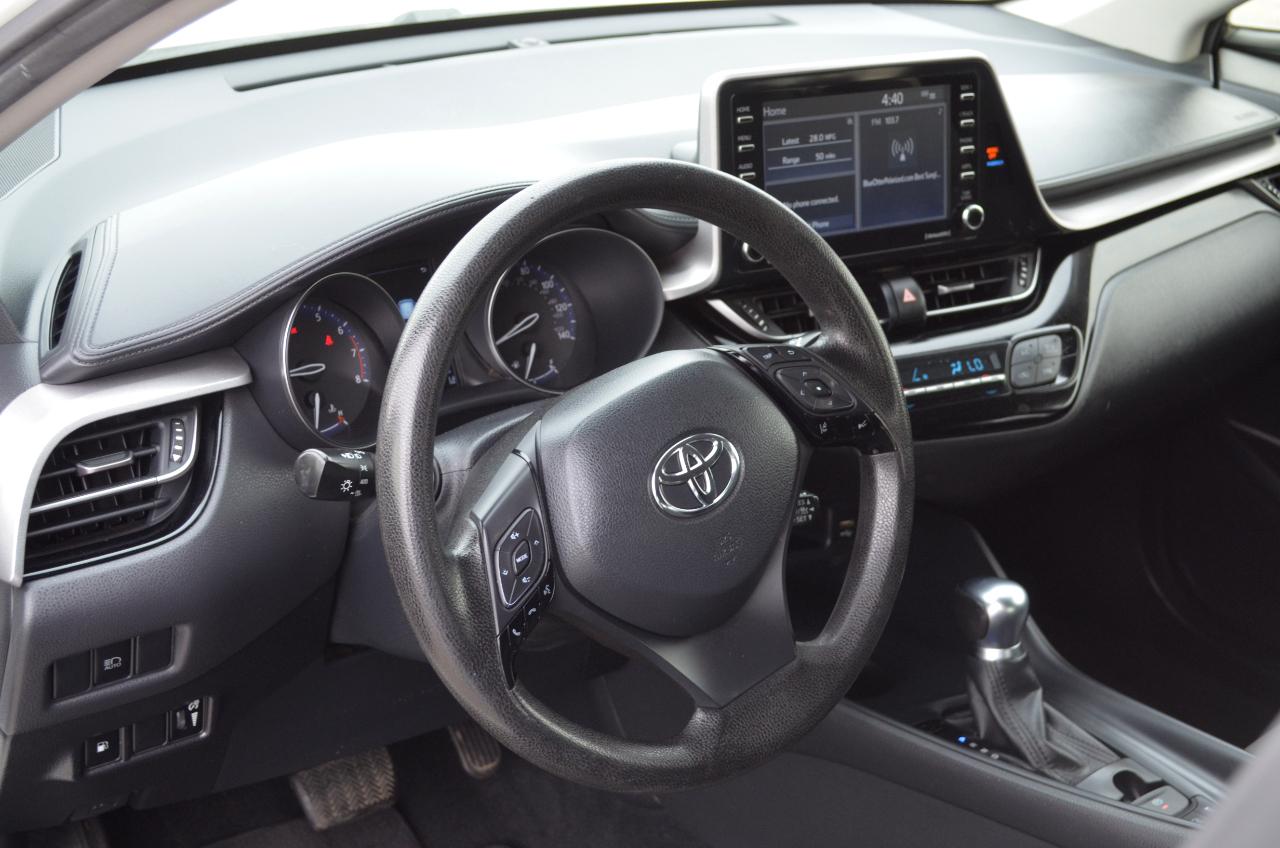 Toyota C-HR Nightshade FWD (Natl) 2021