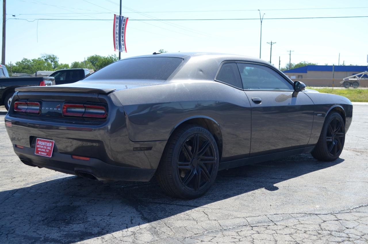 Dodge Challenger R/T Coupe 2017