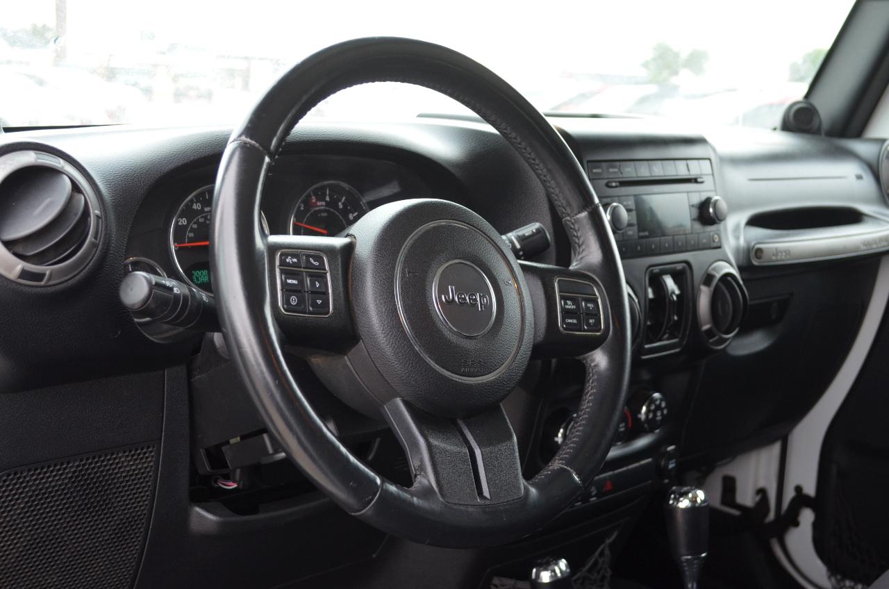 Jeep Wrangler Unlimited 4WD 4dr Sport 2013