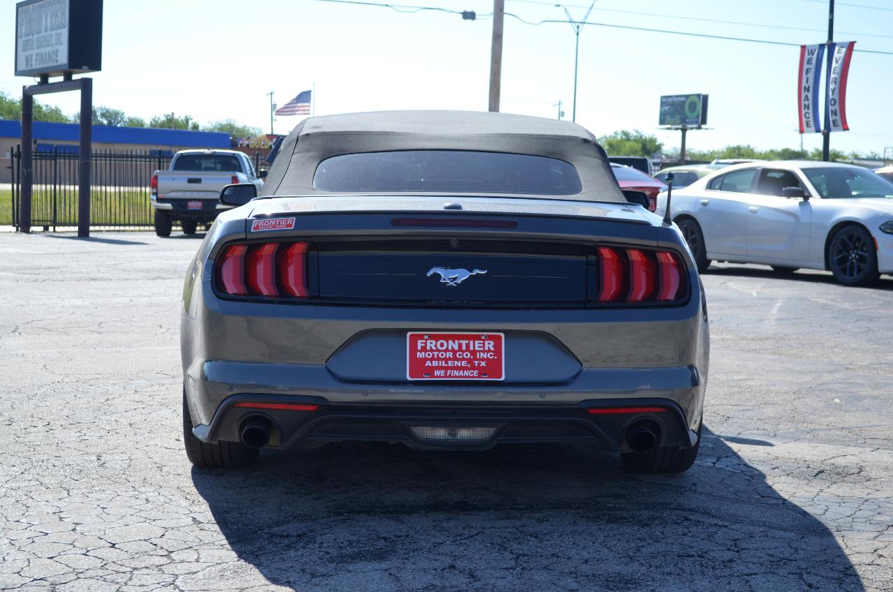 Ford Mustang EcoBoost Convertible 2020