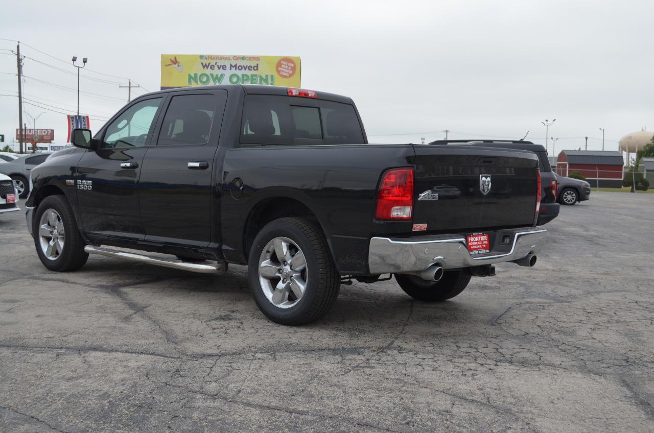 RAM 1500 Big Horn 4x2 Crew Cab 5'7" Box 2017