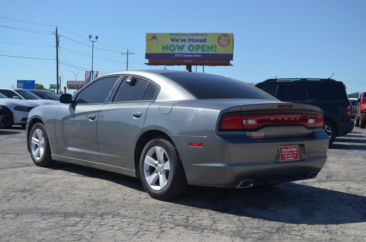 Dodge Charger 4dr Sdn SXT RWD 2012