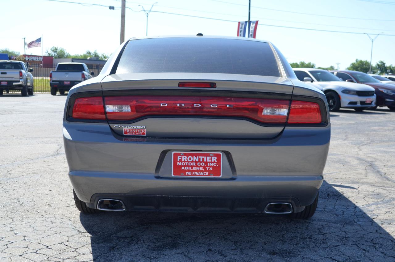 Dodge Charger 4dr Sdn SXT RWD 2012