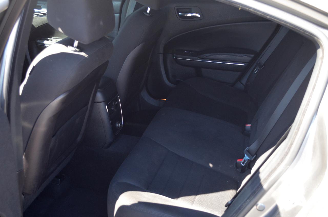 Dodge Charger 4dr Sdn SXT RWD 2012