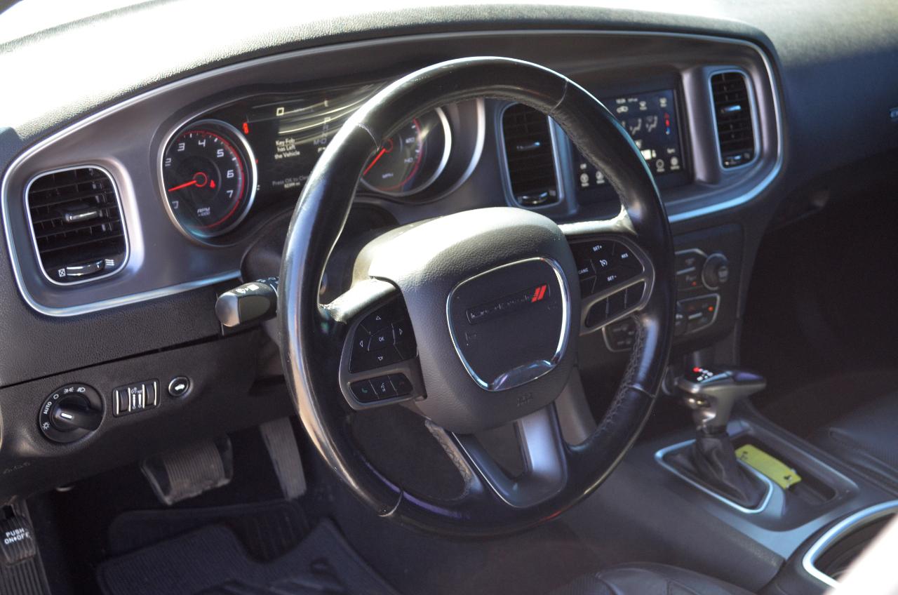 Dodge Charger SXT RWD 2020