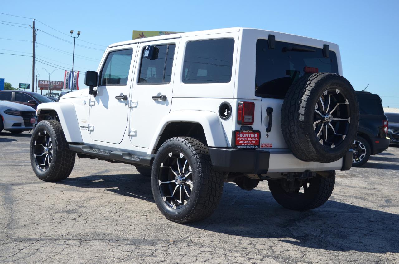 Jeep Wrangler Unlimited 4WD 4dr Sahara 2015