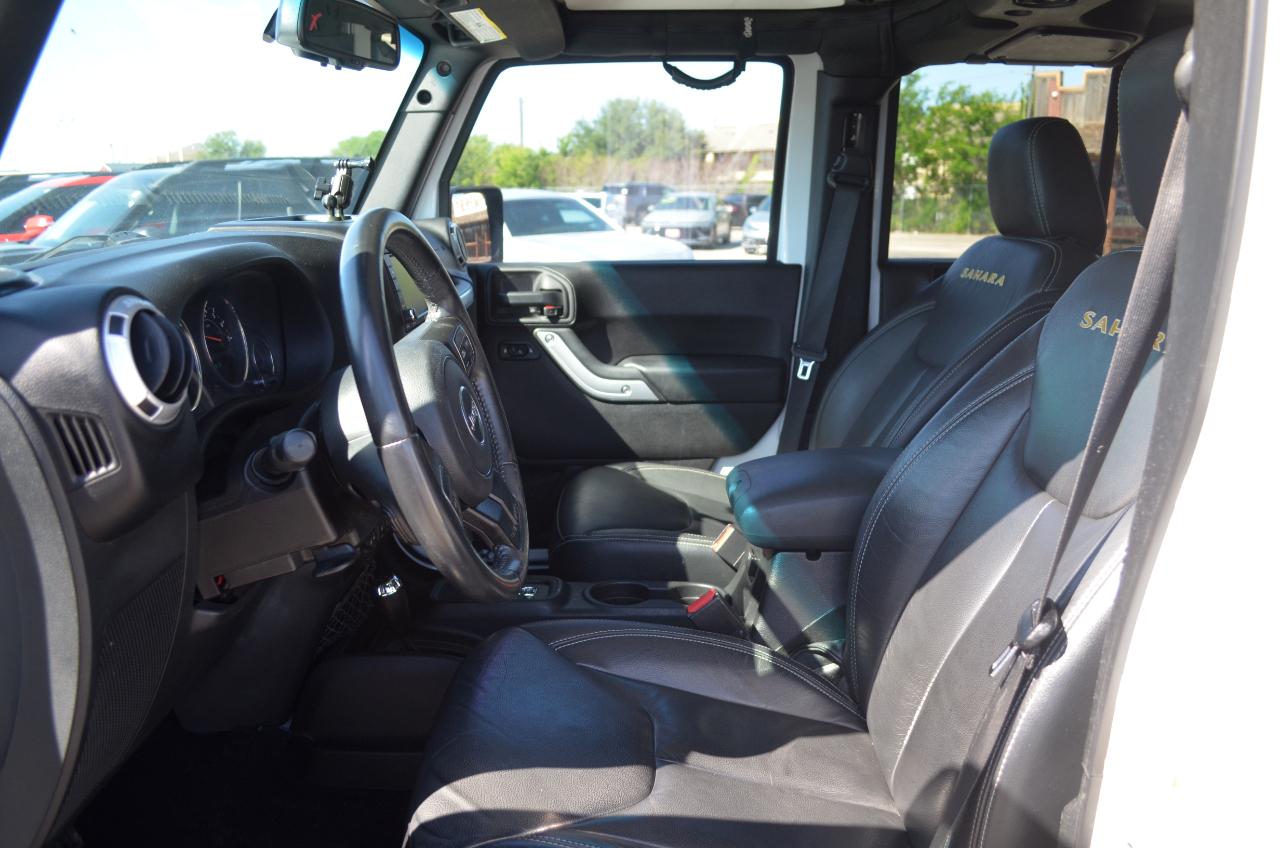 Jeep Wrangler Unlimited 4WD 4dr Sahara 2015